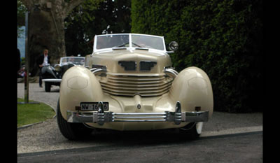 Cord 812 Phaeton S/C 1937 front 2